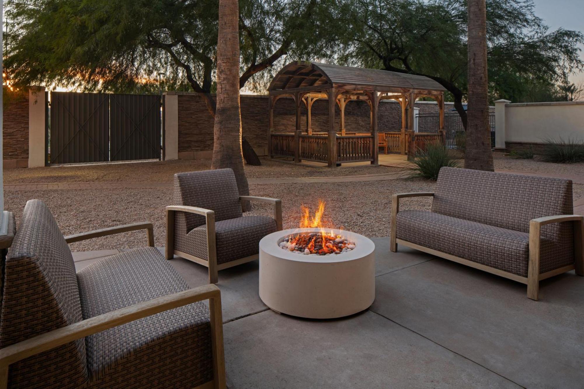 Courtyard By Marriott Phoenix West/Avondale Kültér fotó
