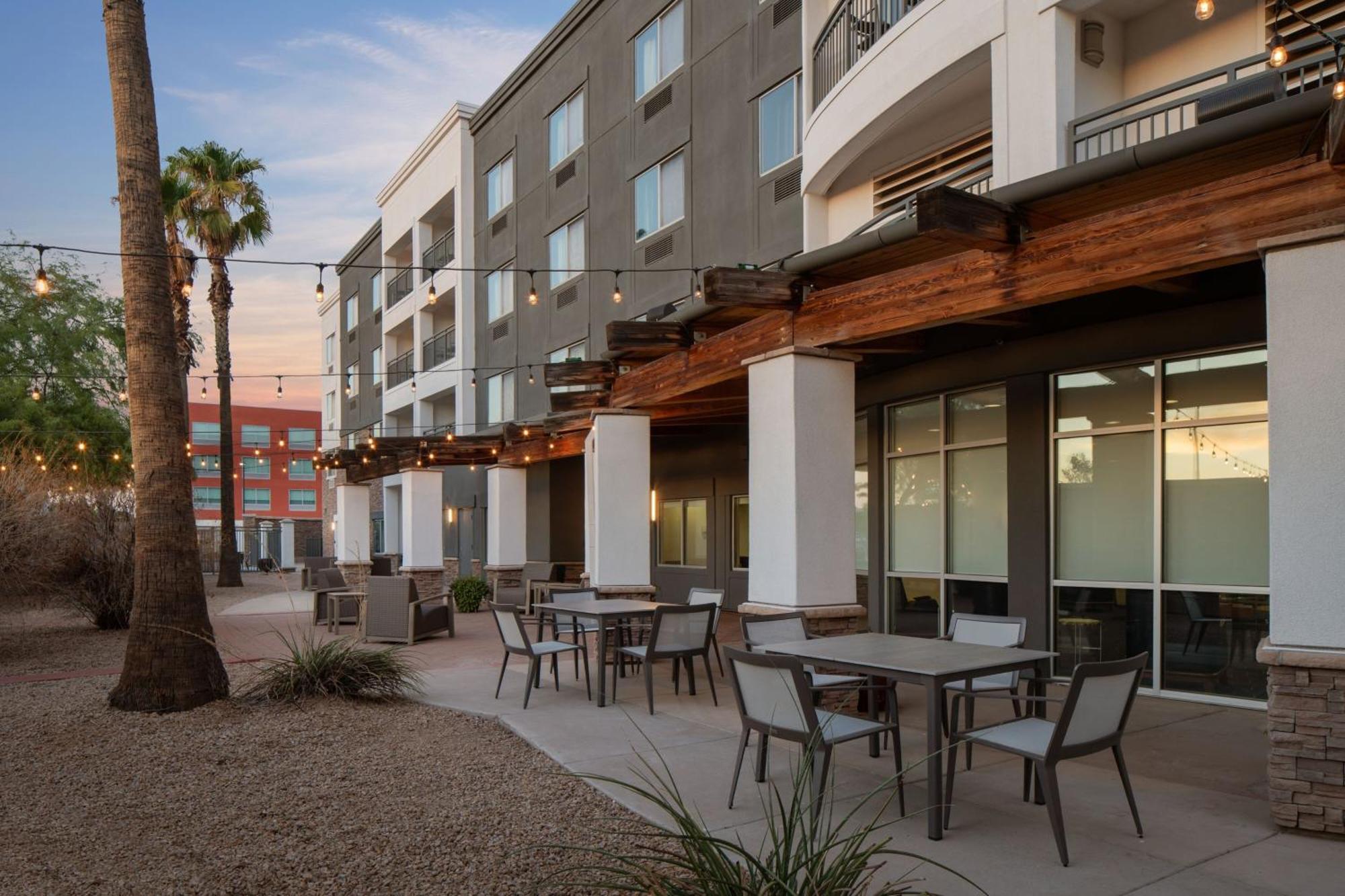 Courtyard By Marriott Phoenix West/Avondale Kültér fotó